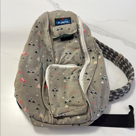 Kavu Gray Sling Backpack with Unique Pattern - Picture 1 of 2